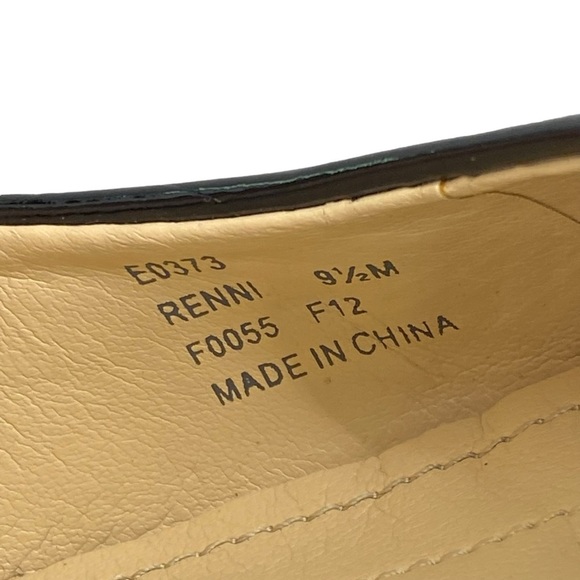 Calvin Klein Renni‎ Patent Leather Pumps Size 9.5 NWOB - Picture 10 of 12